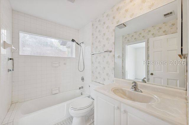 2 Stillwater Ln, Hilton Head Island, SC 29926