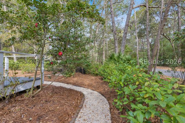 2 Stillwater Ln, Hilton Head Island, SC 29926