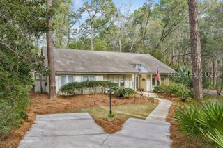 2 Stillwater Ln, Hilton Head Island, SC 29926