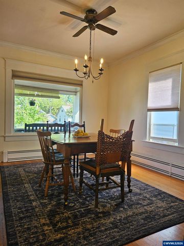 820 SW 5th St, Corvallis, OR 97333