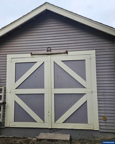 820 SW 5th St, Corvallis, OR 97333