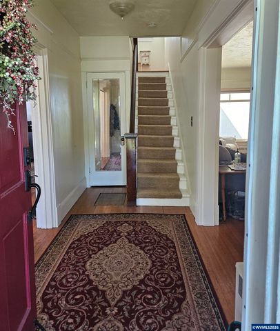 820 SW 5th St, Corvallis, OR 97333