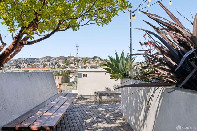 45 Bartlett Street 312, San Francisco, CA 94110