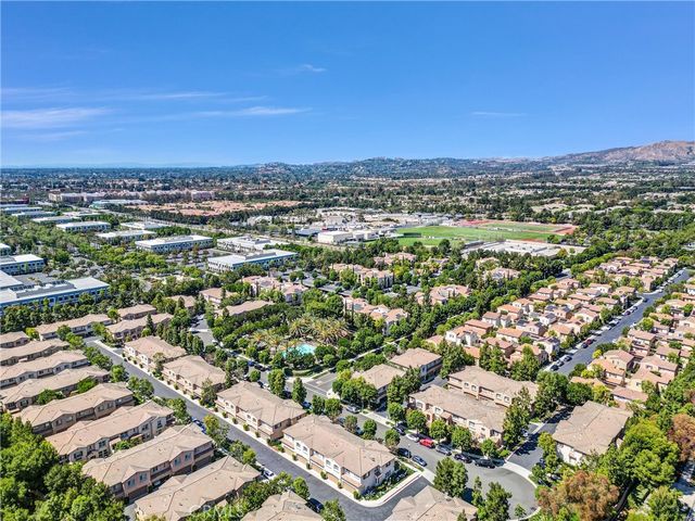 46 New Season, Irvine, CA 92602