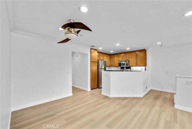 46 New Season, Irvine, CA 92602