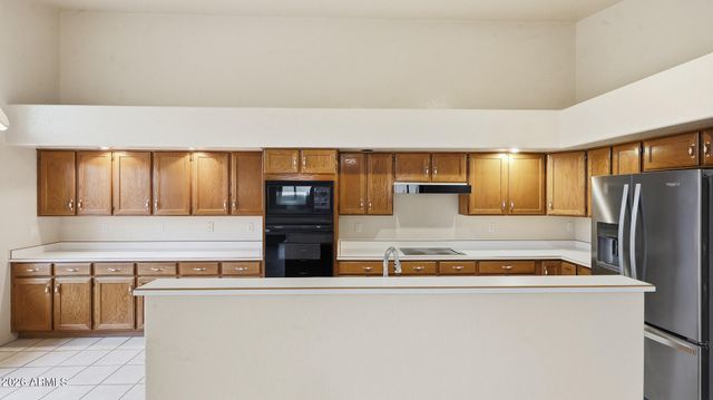 20515 N 107TH Drive N, Peoria, AZ 85373