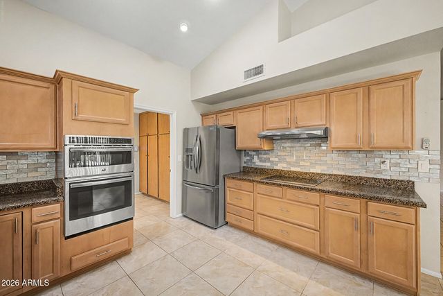 19617 N 133RD Avenue, Sun City West, AZ 85375