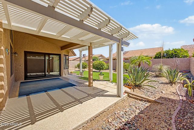 19617 N 133RD Avenue, Sun City West, AZ 85375