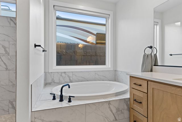 1933 S OLD STONE CV, Washington, UT 84780