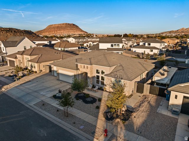 1933 S OLD STONE CV, Washington, UT 84780