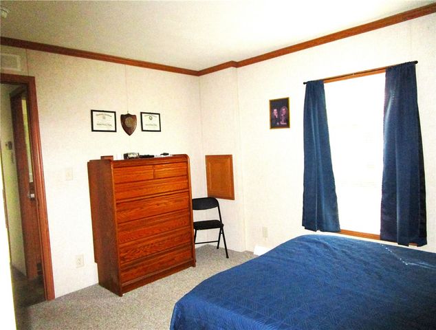 40 Leisure Way, Coventry, RI 02816