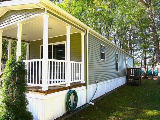 40 Leisure Way, Coventry, RI 02816