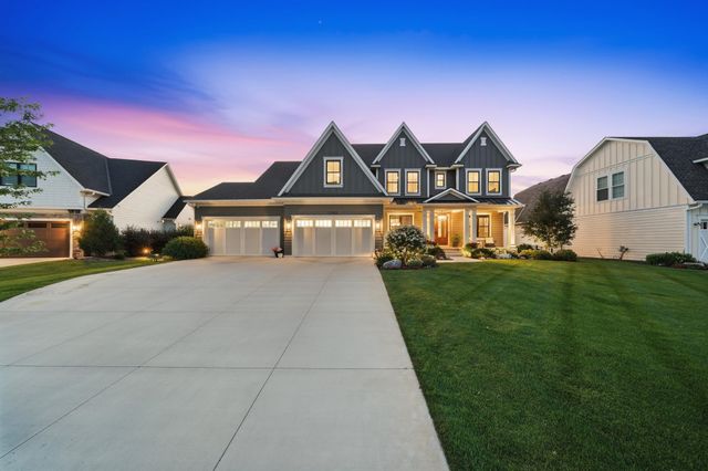5880 Prestwick Court, Excelsior, MN 55331