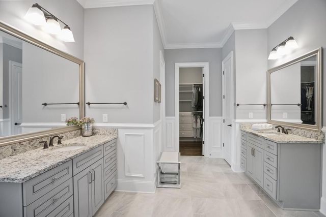 5950 Thoroughbred Way, Suwanee, GA 30024