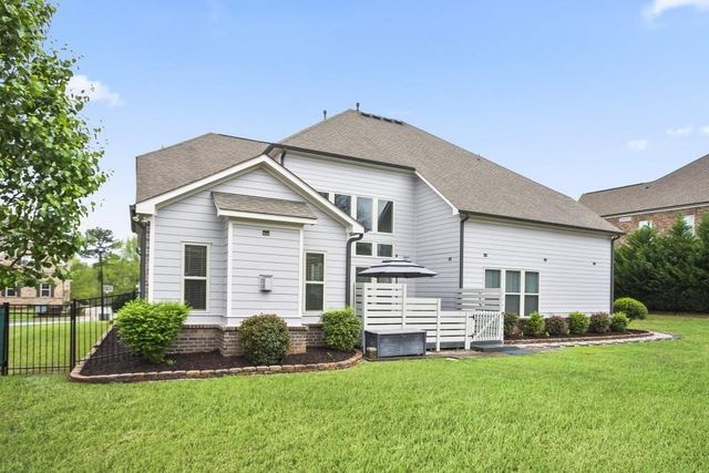 5950 Thoroughbred Way, Suwanee, GA 30024