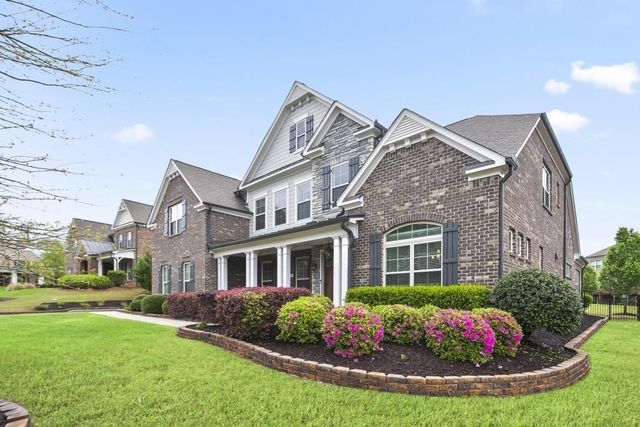 5950 Thoroughbred Way, Suwanee, GA 30024