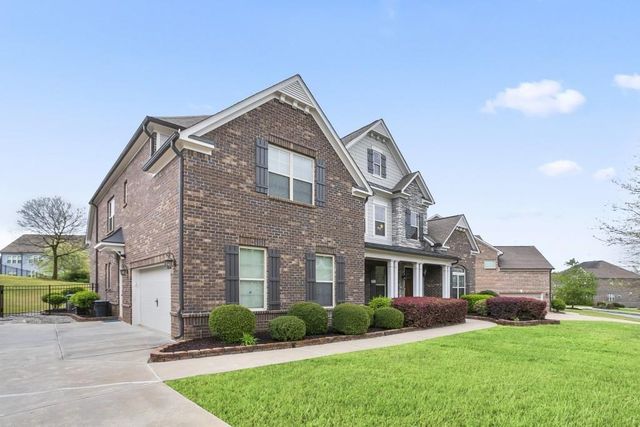 5950 Thoroughbred Way, Suwanee, GA 30024