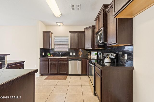 104 Meadowvale Drive, Carencro, LA 70520