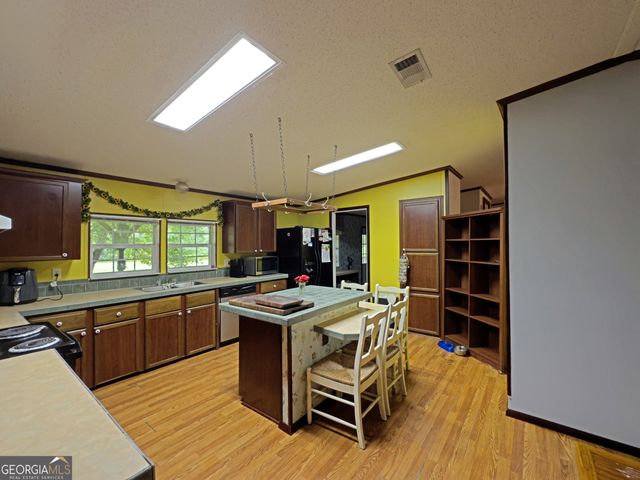 69 Creek Lane, Kingsland, GA 31548