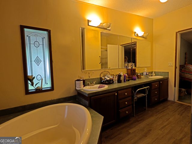 69 Creek Lane, Kingsland, GA 31548