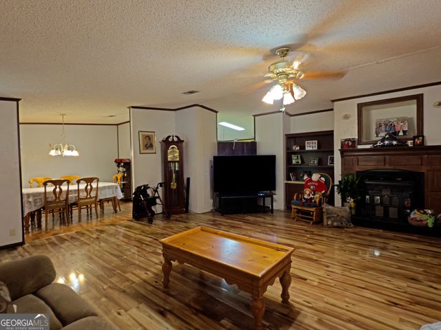 69 Creek Lane, Kingsland, GA 31548