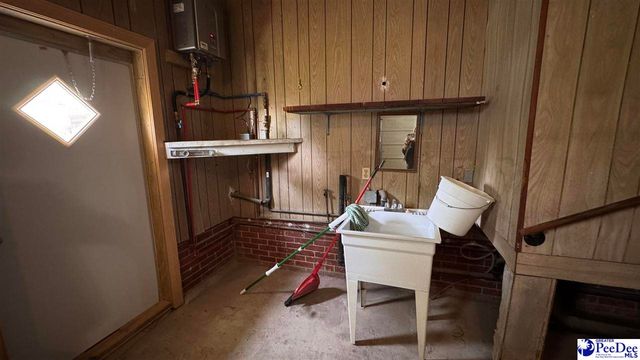 120 Theressa Dr, Darlington, SC 29532