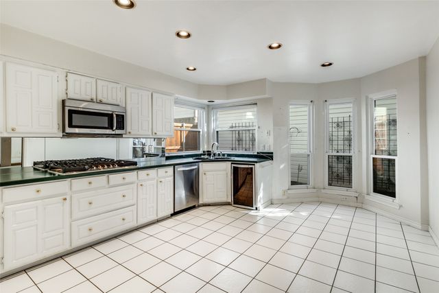 820 Pavillion Street, Dallas, TX 75204