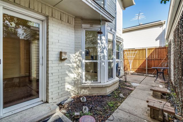 820 Pavillion Street, Dallas, TX 75204