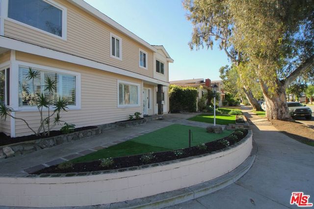 8100 W 83rd Street, Playa Del Rey, CA 90293