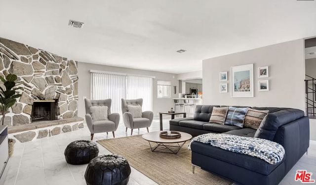 8100 W 83rd Street, Playa Del Rey, CA 90293