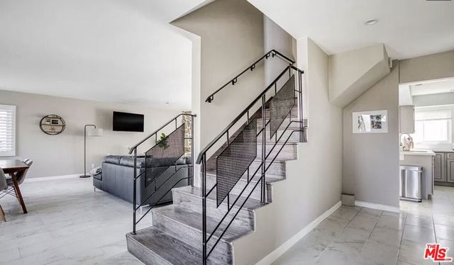 8100 W 83rd Street, Playa Del Rey, CA 90293