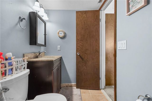 6330 Greenwood 103, Sagamore Hills, OH 44067