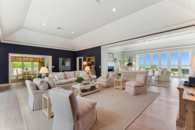 245 S Beach Road, Jupiter Island, FL 33455