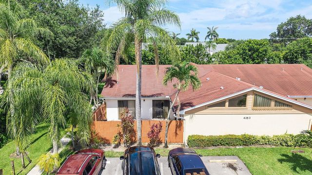 4353 Woodstock Drive A, West Palm Beach, FL 33409