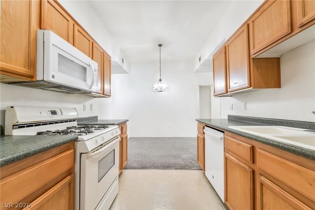 2305 West HORIZON RIDGE PW Parkway 1011, Henderson, NV 89052