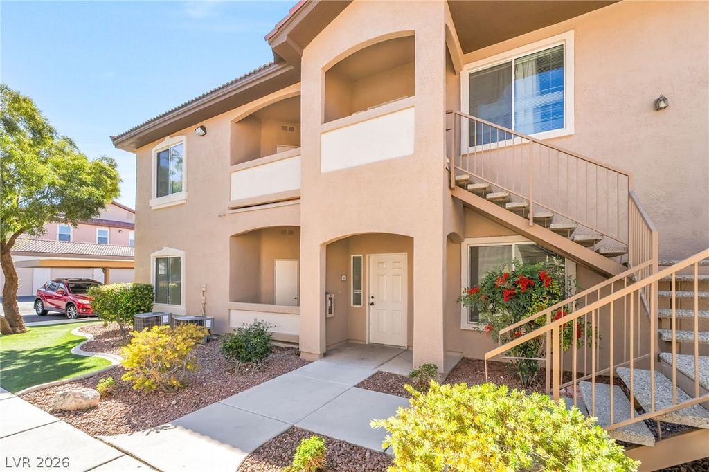 2305 West HORIZON RIDGE PW Parkway 1011, Henderson, NV 89052