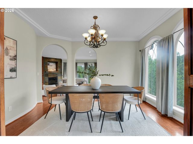 1696 Se 26TH Dr, Gresham, OR 97080