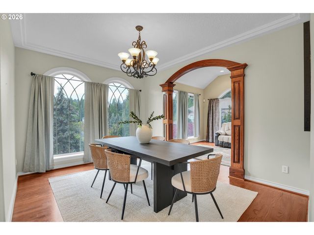 1696 Se 26TH Dr, Gresham, OR 97080