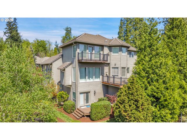 1696 Se 26TH Dr, Gresham, OR 97080