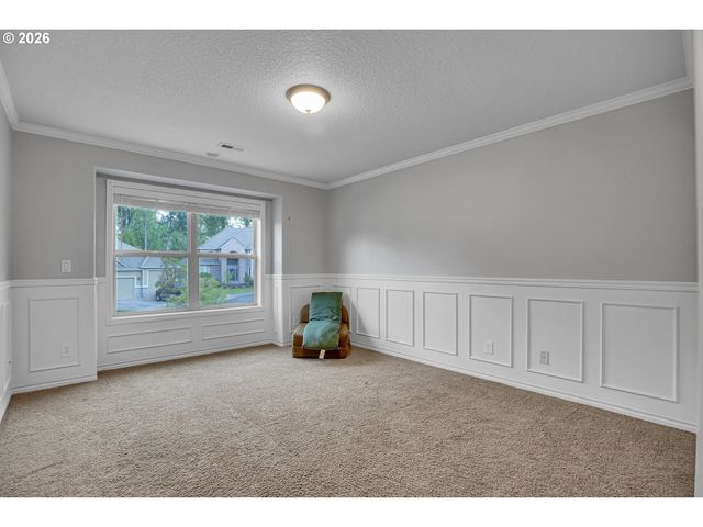 1696 Se 26TH Dr, Gresham, OR 97080