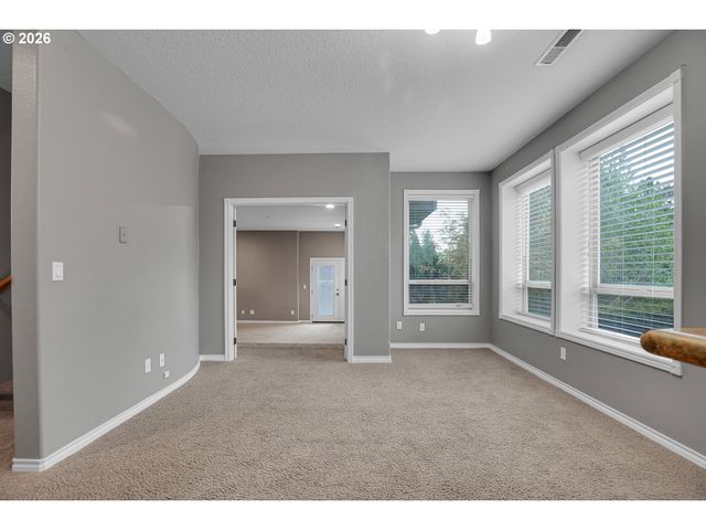 1696 Se 26TH Dr, Gresham, OR 97080