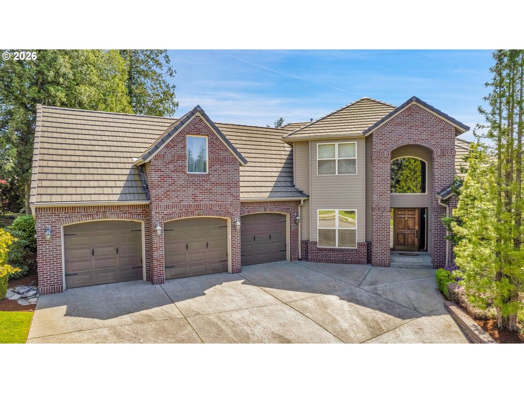 1696 Se 26TH Dr, Gresham, OR 97080