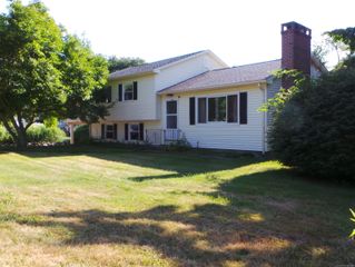 681 Groton Long Point Road, Groton, CT 06340