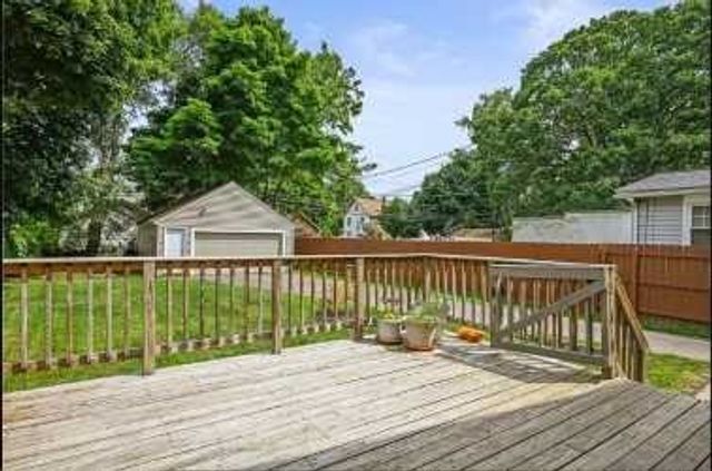 236 Barry Road, Irondequoit, NY 14617