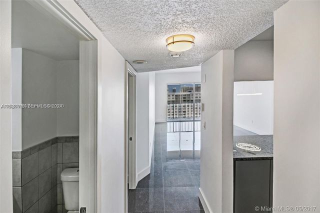 2801 NE 183rd Street 2208W, Aventura, FL 33160