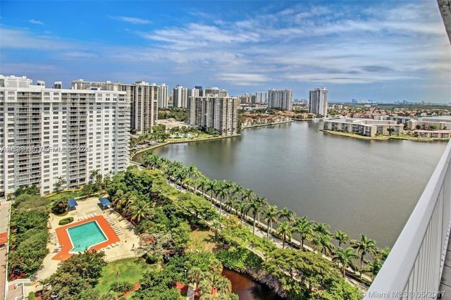 2801 NE 183rd Street 2208W, Aventura, FL 33160