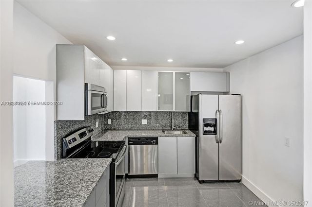 2801 NE 183rd Street 2208W, Aventura, FL 33160