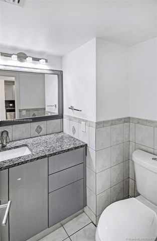 2801 NE 183rd Street 2208W, Aventura, FL 33160