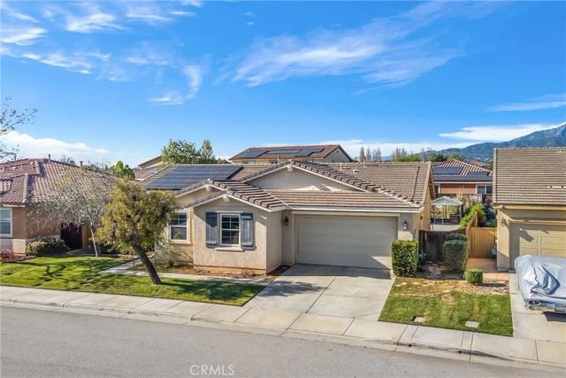 1454 Liatris, Beaumont, CA 92223