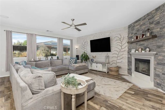 1454 Liatris, Beaumont, CA 92223